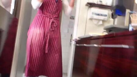 Saftiger Arsch in Jeans in der Nähe -up