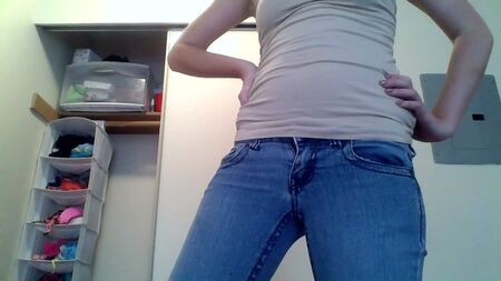 MyGirlFund Video abspielen – 6 (3) (in die Hose gemacht)