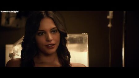 Genesis Rodriguez – Hours (2013) 1080p – Nacktszenen im Internet? Sexy! Online anschauen