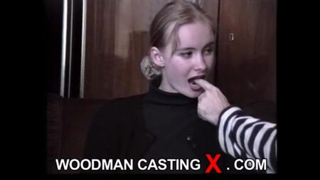 Woodman-Casting (jung, unerfahren, Sex, Porno, Casting, Woodman, Ficken, Studentin, Amateur-Porno, selbstgedrehter Porno, Schulmädchen)