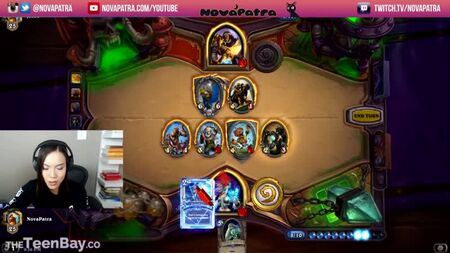 NOVAPATRA VERGISST, DASS IHR TWITCH-STREAM LÄUFT, UND MASTURBIERT