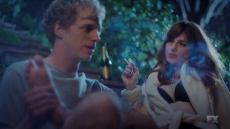Aya Cash nackt – You're the Worst, Staffel 1, Folge 1 (2014) HD 720p online anschauen