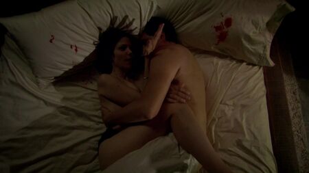 Alle Nacktszenen mit Mary Louise Parker aus „Weeds“ in HD 720p