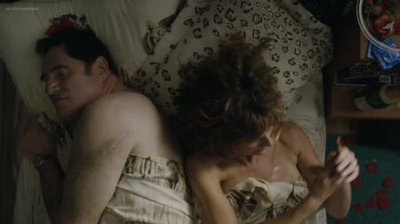 Jennifer Grey nackt – Red Oaks, Staffel 1, Folge 4–7 (2015) HD 1080p online anschauen / Jennifer Grey – Red Oaks