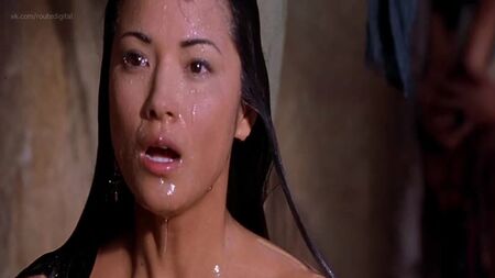 Kelly Hu nackt – Der Skorpionkönig (2002) HD 720p Online anschauen / Kelly Hu – Der Skorpionkönig