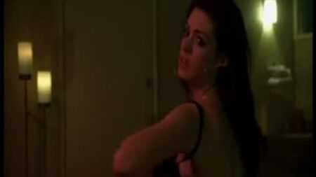 Anne Hathaway nackt