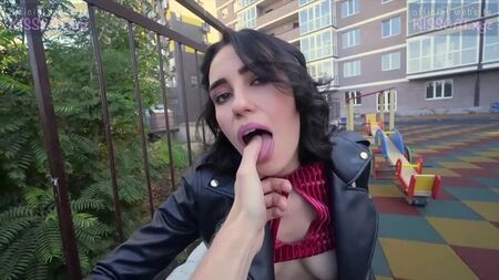 PublicAgent – KissCat [Arsch, MILF, Blowjob, Titten, Blowjob, Porno, Pickup, öffentlich, Titten, reife Frau]