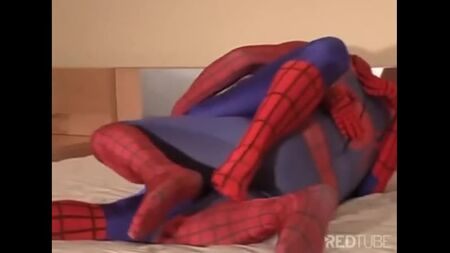 Spiderman XXX – Schwuler Spiderman ohne Kondom