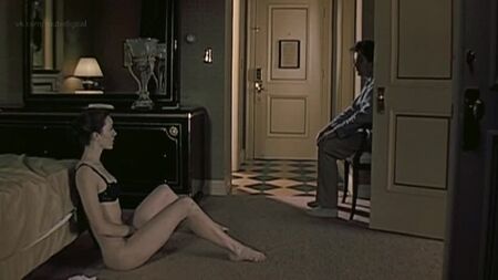 Molly Parker nackt – The Center of the World (2001) HD 720p online anschauen