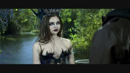 India Eisley – Der Fluch der schlafenden Schönheit / India Eisley – The Curse of Sleeping Beauty (2015)