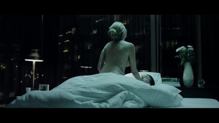 Estella Warren nackt – The Stranger Within (2013)