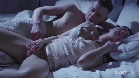 Library Porn – X-Art Sybil [Moonlight Sex Games] Schönes Porno-Sex-Rollenspiel: Tabu-Inzest – Bruder und Schwester haben Sex, Analsex