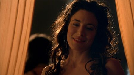 Nacktszenen mit Jaime Murray aus „Spartacus“ in HD (720p)