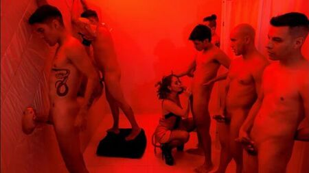 Schwarze Messe in der Pornowelt