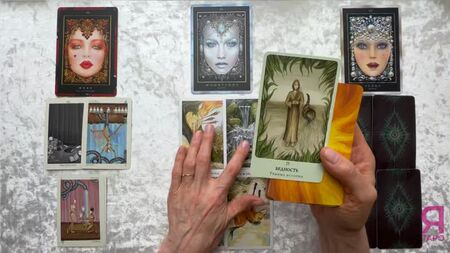 Die Anordnung der Tarotkarten