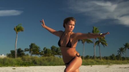 Ronda Rousey – Sexy – Outtakes, SI Swimsuit 2015