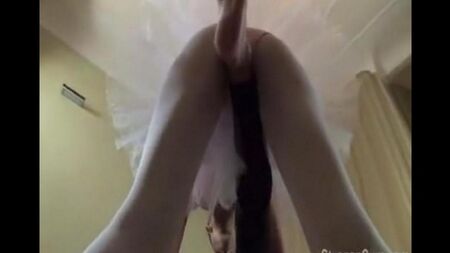 Lesben Ballerinas und Strapon