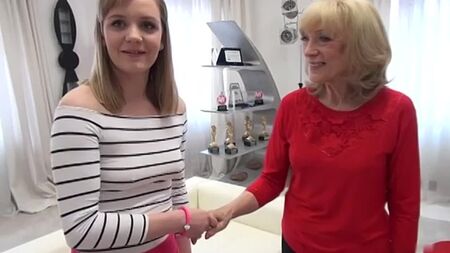 Oma, Teenager, Reife, Anal, Rocco
