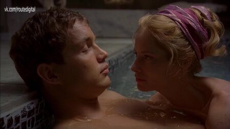 Sienna Guillory nackt – Helen of Troy (Großbritannien 2003) 1080p online anschauen