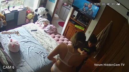 Wenn der Sohn eine Mutter hat, die Pornostar ist! ⭐️ Ihr könnt euch gar nicht vorstellen, was sie so treibt