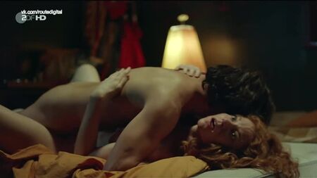 Marleen Lohse nackt @ Bella Germania S01 E03 (2019) – 1080p online anschauen / Marleen Lohse
