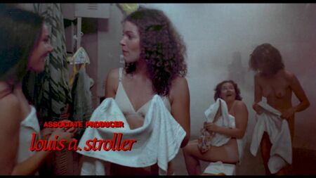 Sissy Spacek, Nancy Allen, Amy Irving, Cindy Daly nackt – Carrie (1976)