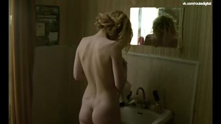 Julie Gayet, Sabine Bail nackt – Select Hotel (FR-1996) [Vollnacktszenen] Online ansehen