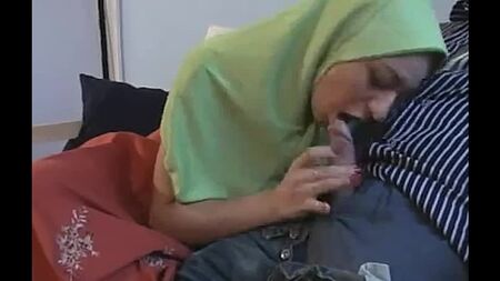 Türkischer Amateur-Porno (turkish porn türk porno turk girl – Türkin, türkischer Porno, Anal, Ehefrau, Freundin, fickt, kommt, Cumshot in den Mund)