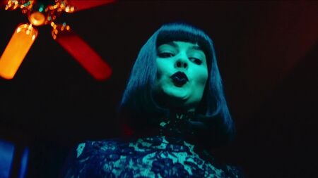 Margot Robbie, Katarina Cas – Terminal (2018) HD 1080p Nackt? Heiß! Online anschauen