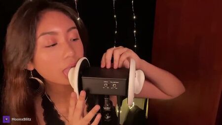 [Moon Blitz ASMR] ASMR ~ Ohrlecken | Kribbelnde, intensive Mundgeräusche