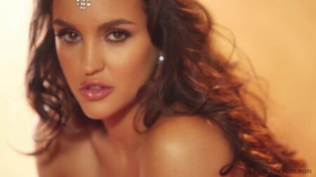 JACLYN SWEDBERG IN „SWEET RETREAT“, erotisch