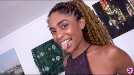 HeavyOnHotties – Luna.Corazon