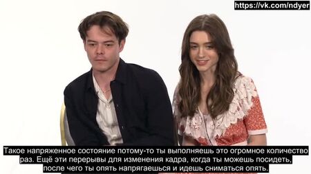 Natalia Dyer und Charlie Heaton sprechen für Netflix Bild für Bild über die dritte Staffel von „Stranger Things“ (mit russischen Untertiteln)