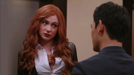 Karen Gillan – Selfie (2014) Staffel 1, Folge 1, HD 1080p, Nacktszenen im Internet? Sexy! Online anschauen / Karen Gillan – Selfie