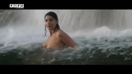 Monica Bellucci Nude – Auf der Milchstraße (2016/2018) Online ansehen / Monica Bellucci – Auf der Milchstraße