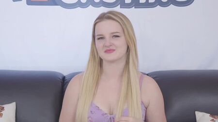 Porn Dude Casting – Eliza Eves