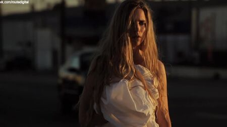 Brit Marling nackt in „Sound of My Voice“ (2011) – HD 1080p online anschauen / Brit Marling – Sound of My Voice