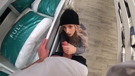 Jade Vow – Öffentlicher Cumwalk mit Gesichtsbesamung – Flash – Fremde – OnlyFans