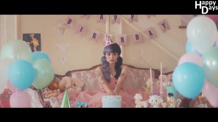 Melanie Martinez – Pity Party (russ. Untertitel)
