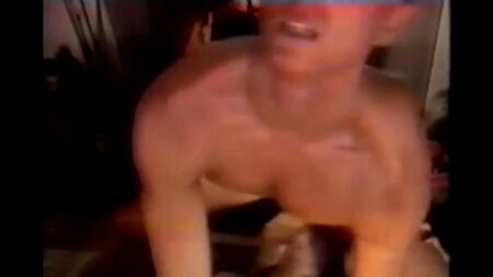Austauschen Sie Sperma aus, passieren Sie es mit den Händen