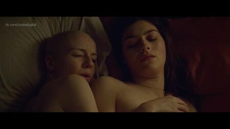 Kacey Rohl, Amber Anderson Nude – White Lie (2019) HD 1080p Online anschauen / Kacey Rohl, Amber Anderson – Eine Lüge zur Rettung