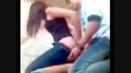 Sex in der Oberschule WEITERE VIDEOS VON IHNEN Teenager, Schüler, Tanga, Treppe, Schwanz, Schule, Fick, Jugendliche, CBT, Oberschule, Paare, Uni, Brille