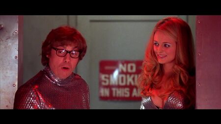 Heather Grahams Brüste – Austin Powers: Der Spion, der mich flachlegte (1999) 1080p