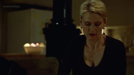 Andrea Thompson – NYPD Blue, Staffel 6, Folge 18 (1999) HD 1080p Nackt? Sexy! Online anschauen