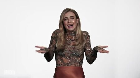 Melissa Roxburgh nimmt verrückte Fan-Theorien zu „Manifest“ unter die Lupe