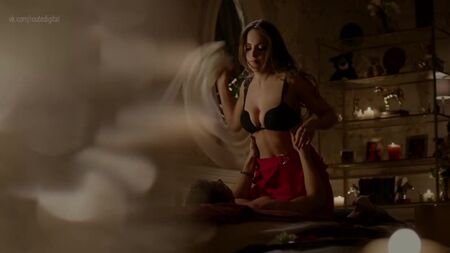 Elizabeth Gillies – Dynasty, Staffel 2, Folge 21 (2018) HD 1080p Nackt? Sexy! Online anschauen