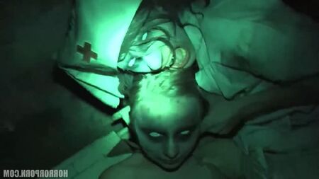 HorrorPorn: Krankenschwestern ficken einen Mann in einem Horrorfilm (Porno, XXX, Vollversion, Titten, Arsch, Cumshot, Paare, Oralsex, Teen, POV, Schwanz, Erotik)