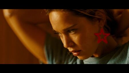 Matilda Anna Ingrid Lutz nackt – Revenge (USA 2018) 1080p – Online anschauen