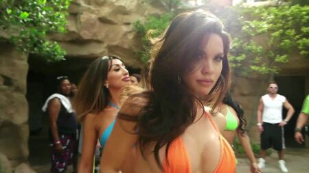 Tawny Jordan – Riesentitten in HD