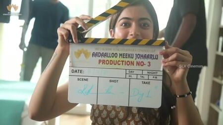Aadavallu Meeku Johaarlu – Sharwanand, Rashmika Mandanna – Tirumala Kishor